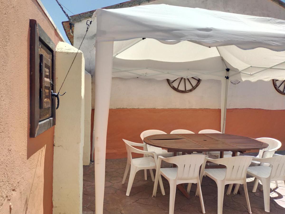 La Casa Del Abuelo Simon Pensionat Fuente el Sauz Exteriör bild