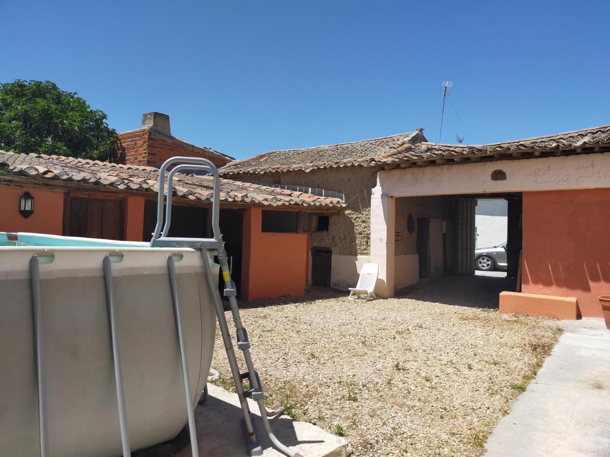 La Casa Del Abuelo Simon Pensionat Fuente el Sauz Exteriör bild