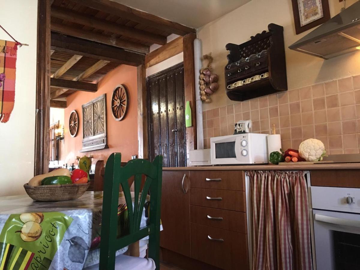 La Casa Del Abuelo Simon Pensionat Fuente el Sauz Exteriör bild