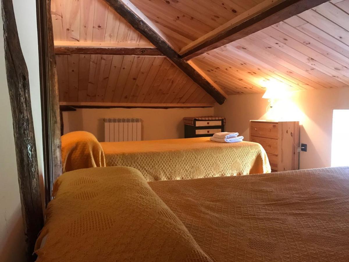 La Casa Del Abuelo Simon Pensionat Fuente el Sauz Exteriör bild
