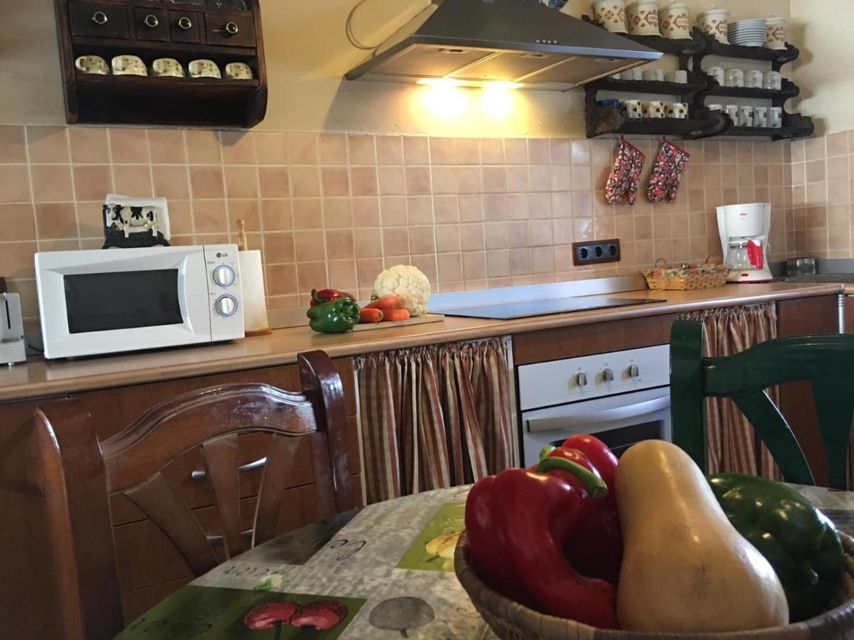La Casa Del Abuelo Simon Pensionat Fuente el Sauz Exteriör bild