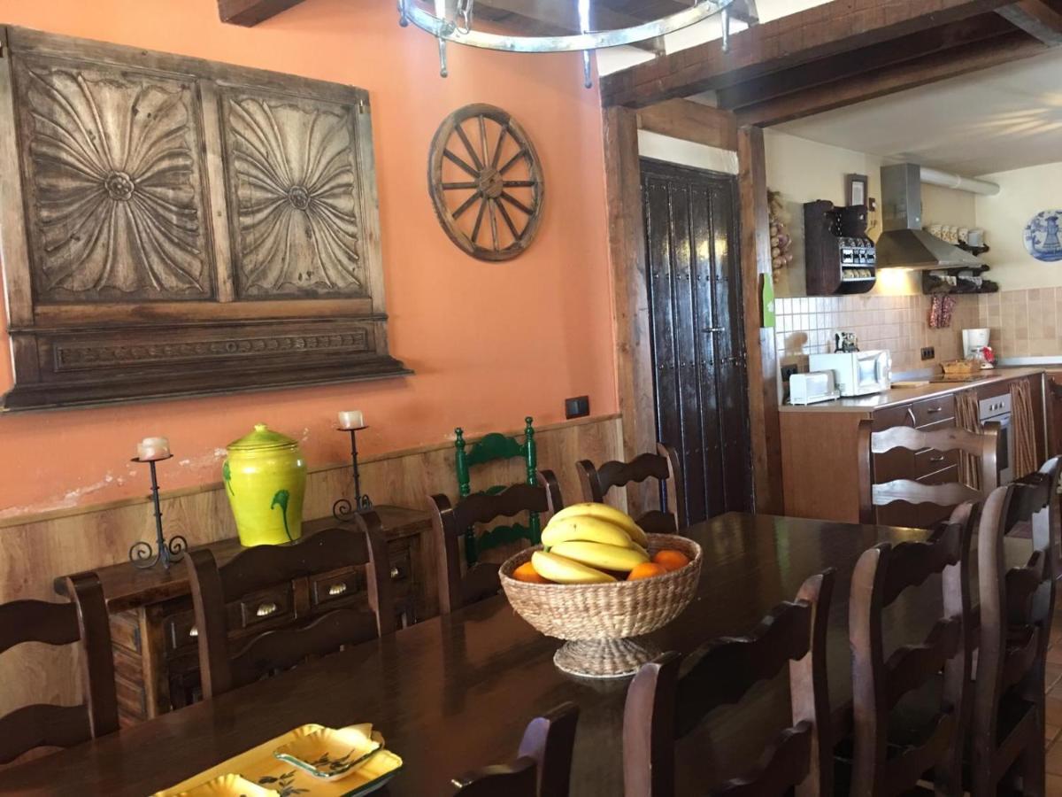 La Casa Del Abuelo Simon Pensionat Fuente el Sauz Exteriör bild